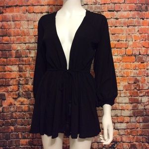 American Threads black romper size S